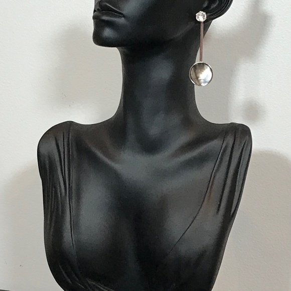 NWT Design Lab Lord & Taylor Women’s Single Rhinestone Gold Tone Drop Earrings - Picture 6 of 9